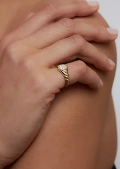 Baby Oval Diamond Chevaliere Ring