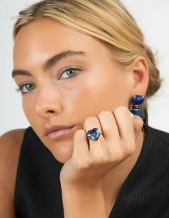 Heart-Shaped Blue Sapphire Regency Ring