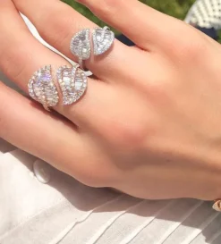 Medium Leaf Diamond Ring